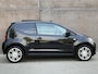 Volkswagen Up! 1.0 groove up! BlueMotion | Panoramdak | Fender Audio | Airco | Cruise control | Org. NL |