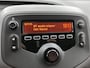Peugeot 108 1.0 72pk Active | LAGE KM | Airco | Getint Glas | IsoFix |