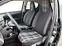 Peugeot 108 1.0 72pk Active | LAGE KM | Airco | Getint Glas | IsoFix |