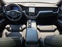 Volvo XC60 2.0 T8 Plug-in hybrid AWD Ultra Black Edition | Luchtvering | Trekhaak | Getint glas | 21 inch |