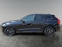 Volvo XC60 2.0 T8 Plug-in hybrid AWD Ultra Black Edition | Luchtvering | Trekhaak | Getint glas | 21 inch |