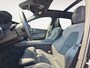 Volvo XC60 2.0 T8 Plug-in hybrid AWD Ultra Black Edition | Luchtvering | Trekhaak | Getint glas | 21 inch |