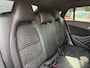 Mercedes-Benz CLA Shooting Brake 180 | 2 EIGENAAR | 12MND GARANTIE | LED | AUTOMAAT | CRUISE | AIRCO | LMV |