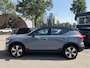Volvo XC40 Recharge Core 70 kWh VAN: 32.900,- VOOR: 30.877,- UW WKVOORDEEL: 2.023,- | SOH 96% | VOLVO DEALER ONDERHOUDEN| ACHTERUITRIJCAMERA| WARMTEPOMP| STOEL + STUURVERWARMING