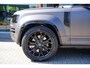 Land Rover Defender 110 P 635 Octa Edition One VAN GRIJS KENTEKEN