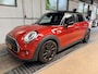 MINI Cooper 1.5 Chili Serious Bns Automaat Trekhaak Cruise Clima Panodak Nav