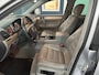 Volkswagen Touareg 3.0 V6 TDI Highline / SUPER NETJES / RIJDT SCHAKELT TOP / DEALER ONDERHOUDEN