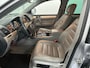 Volkswagen Touareg 3.0 V6 TDI Highline / SUPER NETJES / RIJDT SCHAKELT TOP / DEALER ONDERHOUDEN