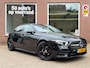 Mercedes-Benz A-klasse 180 Business Solution AMG | Widescreen | Sfeer-Ambiant | Navi | Cruise | Carplay |Black-on-Black