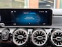 Mercedes-Benz A-klasse 180 Business Solution AMG | Widescreen | Sfeer-Ambiant | Navi | Cruise | Carplay |Black-on-Black