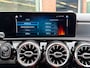 Mercedes-Benz A-klasse 180 Business Solution AMG | Widescreen | Sfeer-Ambiant | Navi | Cruise | Carplay |Black-on-Black
