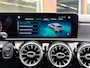 Mercedes-Benz A-klasse 180 Business Solution AMG | Widescreen | Sfeer-Ambiant | Navi | Cruise | Carplay |Black-on-Black