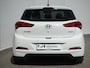 Hyundai i20 1.0 T-GDI Essence / Trehkaak / Navigatie / Apple & Android Auto / Cruise Control / Camera /