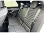 Peugeot E-3008 GT 73 kWh Panorama Dak | Elek. Stoelen met Massage | Stoelverwarming | Stoelventilatie | Camera | Elek. Achterklep | Carplay | Adaptieve Cruise | Achterstoelen verwarmd | Achteruitrijcamera | Apple Carplay/Android Auto|telefoonintegratie premium