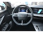 Opel Astra Electric 58 kWh Business Edition Tot 8 Jaar Garantie! | Adaptive Cruise | Elektr. Comfortstoelen | Stuur/Stoelverwarming | Navigatie | Achteruitrijcamera |