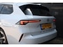 Opel Astra Electric 58 kWh Business Edition Tot 8 Jaar Garantie! | Adaptive Cruise | Elektr. Comfortstoelen | Stuur/Stoelverwarming | Navigatie | Achteruitrijcamera |