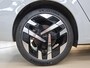 Opel Astra Electric 58 kWh Business Edition Tot 8 Jaar Garantie! | Adaptive Cruise | Elektr. Comfortstoelen | Stuur/Stoelverwarming | Navigatie | Achteruitrijcamera |
