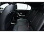 Mercedes-Benz A-klasse 180 Luxury Line | Sfeerverlichting | Pano-dak | AMG 19" LMV |