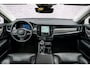 Volvo V90 2.0 T6 Plug-in Hybrid AWD Plus Dark | PHEV Long Range | Trekhaak | Nappaleder | Stoelventilatie | Stoelverwarming voor en achter | 360 Graden Camera | Parkeersensoren | Harman Kardon Audio | Keyless Entry | Elektrische Achterklep | Navigatie | Apple Carplay | Android Auto