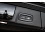 Volvo V90 2.0 T6 Plug-in Hybrid AWD Plus Dark | PHEV Long Range | Trekhaak | Nappaleder | Stoelventilatie | Stoelverwarming voor en achter | 360 Graden Camera | Parkeersensoren | Harman Kardon Audio | Keyless Entry | Elektrische Achterklep | Navigatie | Apple Carplay | Android Auto