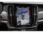 Volvo V90 2.0 T6 Plug-in Hybrid AWD Plus Dark | PHEV Long Range | Trekhaak | Nappaleder | Stoelventilatie | Stoelverwarming voor en achter | 360 Graden Camera | Parkeersensoren | Harman Kardon Audio | Keyless Entry | Elektrische Achterklep | Navigatie | Apple Carplay | Android Auto