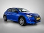 Peugeot e-208 EV Allure Pack 50 kWh 136pk | Navigatie via Apple Carplay / Android Auto | Achteruitrijcamera | 3D Cockpit | Climate Control | Cruise Control | Parkeersensoren | Stof/kunstleder | Keyless start | DAB+ radio | Led koplampen | Donker getint glas | All seasonbanden | 16" lichtmetalen velgen |