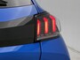 Peugeot e-208 EV Allure Pack 50 kWh 136pk | Navigatie via Apple Carplay / Android Auto | Achteruitrijcamera | 3D Cockpit | Climate Control | Cruise Control | Parkeersensoren | Stof/kunstleder | Keyless start | DAB+ radio | Led koplampen | Donker getint glas | All seasonbanden | 16" lichtmetalen velgen |
