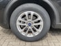 Ford Kuga 2.5 PHEV 225 pk Titanium Winter Pack - Draadloos opladen telefoon Origineel NL auto met weinig km.