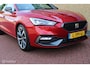 SEAT Leon Sportstourer 1.5 TSI FR Launch Edition, Pano, Trekhaak, Alcantara, Camera, Stoel/stuur verwarming, Memory seats, Pdc voor + achter, Adaptive cruise control, Keyless entry, Navi, Clima, App connect, Donkere hemel, 18 Inch Lmv.