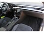 Volkswagen Arteon Shooting Brake 1.4 TSI eHybrid R-Line Business+ | Incl. 12 maanden Garantie | SoH 100% | Dealer onderhouden | Massage stoel | Stoelverwarming voor & achter | Stuurverwarming | Elektrische kofferbakklep | Adaptive cruise | Keyless entry/start | Achteruitrijcamera | Climate controle | Apple CarPlay/Android Auto | Navigatie |