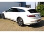 Volkswagen Arteon Shooting Brake 1.4 TSI eHybrid R-Line Business+ | Incl. 12 maanden Garantie | SoH 100% | Dealer onderhouden | Massage stoel | Stoelverwarming voor & achter | Stuurverwarming | Elektrische kofferbakklep | Adaptive cruise | Keyless entry/start | Achteruitrijcamera | Climate controle | Apple CarPlay/Android Auto | Navigatie |