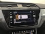 Volkswagen Touran 1.5 TSI 3x R-Line | Trekhaak | LED | Adaptive cruise |
