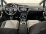 Volkswagen Touran 1.5 TSI 3x R-Line | Trekhaak | LED | Adaptive cruise |