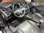 Ford Focus Wagon 1.0 Titanium Edition voorzien van leuke optie's