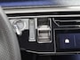 Peugeot E-3008 GT Avantage 210pk 73 kWh Automaat | Schuif-/kanteldak | Elektrisch Verstelb. Bestuurdersstoel | Focal-Geluidssysteem | 360 Vision & Drive Assist Plus Pack | 3 Fase | Warmtepomp | Elektrische Klep | Matrix-LED | Stoelverwarming | Warmtepomp |