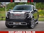 GMC Sierra DENALI | All-In Prijs | 6,2 V8 Full Option | De Meest Luxe Pick-Up in zijn Klasse | Comfortabele Dubbele Cabine met Royale 5 Zitplaatsen | BPM vrij | Nu Leverbaar uit Voorraad | Voorraad Nr 9194 | De specialist in Amerikaanse pick‑ups in Nederland en Europa.