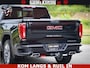 GMC Sierra DENALI | All-In Prijs | 6,2 V8 Full Option | De Meest Luxe Pick-Up in zijn Klasse | Comfortabele Dubbele Cabine met Royale 5 Zitplaatsen | BPM vrij | Nu Leverbaar uit Voorraad | Voorraad Nr 9194 | De specialist in Amerikaanse pick‑ups in Nederland en Europa.