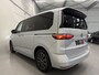 Volkswagen Multivan 1.4 eHybrid Life 7p. TREKHAAK/ACC/ELECTR.SCHUIFDEUREN/SOH 92%/CAMERA/17"/CARPLAY/STOEL+STUURVERW/ELECTR.A.KLEP/PRIVACY/REFLEXSILBER/VOLLEDIG VW DEALER HISTORIE