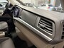 Volkswagen Multivan 1.4 eHybrid Life 7p. TREKHAAK/ACC/ELECTR.SCHUIFDEUREN/SOH 92%/CAMERA/17"/CARPLAY/STOEL+STUURVERW/ELECTR.A.KLEP/PRIVACY/REFLEXSILBER/VOLLEDIG VW DEALER HISTORIE