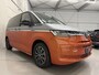 Volkswagen Multivan 1.4 eHybrid BULLI 7p. HEAD-UP/IQ-LIGHT/LEER-ALCANTARA/SOH 97%/SFEER/KEYLESS/ELECTR.SCHUIFDEUREN/CARPLAY/ACC/CAMERA/EL.A.KLEP/TWO-TONE/BULLI EDITION/NET OH BEURT GEHAD BIJ VW DEALER