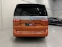 Volkswagen Multivan 1.4 eHybrid BULLI 7p. HEAD-UP/IQ-LIGHT/LEER-ALCANTARA/SOH 97%/SFEER/KEYLESS/ELECTR.SCHUIFDEUREN/CARPLAY/ACC/CAMERA/EL.A.KLEP/TWO-TONE/BULLI EDITION/NET OH BEURT GEHAD BIJ VW DEALER