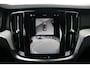 Volvo V60 T8 Plug-in hybrid AWD Plus Dark | Elektrisch verstelbare stoelen met geheugenfunctie | Premium audiosysteem van Harman Kardon | Semi-elektrische trekhaak | Stoelverwarming vóór en achter | Stuurverwarming | 360°-camera
