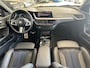 BMW 1-Serie 118i Introduction Edition | Navigatie | Skyscraper Grau | Cruise | Climate Control | Automatische 2-zone airconditioning | BMW Live Cockpit Plus | BMW M 50 Jahre uitvoering