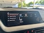 BMW 1-Serie 118i Introduction Edition | Navigatie | Skyscraper Grau | Cruise | Climate Control | Automatische 2-zone airconditioning | BMW Live Cockpit Plus | BMW M 50 Jahre uitvoering