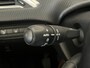 Peugeot 2008 1.2 PureTech Signature Trekhaak | Navigatie | airco | Parkeersensoren Achter | Carplay | Bluetooth | Airco | Centrale deurvergrendeling met afstandsbediening | Cruise control