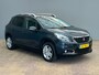 Peugeot 2008 1.2 PureTech Signature Trekhaak | Navigatie | airco | Parkeersensoren Achter | Carplay | Bluetooth | Airco | Centrale deurvergrendeling met afstandsbediening | Cruise control