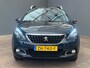 Peugeot 2008 1.2 PureTech Signature Trekhaak | Navigatie | airco | Parkeersensoren Achter | Carplay | Bluetooth | Airco | Centrale deurvergrendeling met afstandsbediening | Cruise control