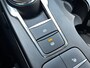 Ford Kuga 2.5 PHEV 225 PK ST-Line | AFNMB. TREKHAAK| ADAPTIEVE CRUISE CONTROL| STOEL, STUUR, VOORRUIT EN ACHTERBANKVERWARMING| DODEHOEK DETECTIE| CAMERA + PARKEERSENSOREN| DEALER ONDERHOUDEN|