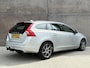Volvo V60 2.0 T3 Ocean Race | Trekhaak | Navigatie | Leder | Stoel/Stuur verwarming | Standkachel | Xenon |