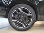 Peugeot e-5008 GT Avantage 73 kWh 7p | SOH 97,75% | Panorama/schuifdak | Luxe stoelen | Massage | All season | NL auto |
